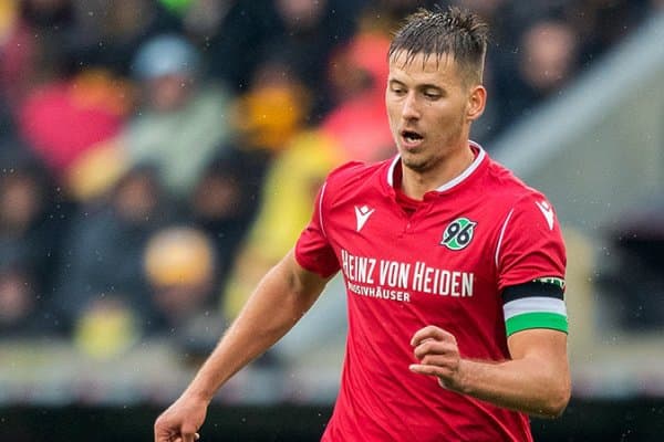 Олмалиқда туғилган футболчи трансферини Манчестер ва Мадрид суперклублари сўради