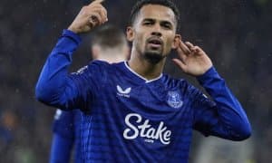 Ҳой ҳужумчи, кучлироқ клубга ўт!