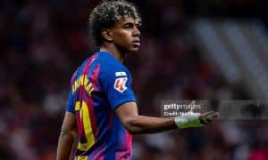 Роналдиньо Ламин Ямалнинг рақами ва ўйини ҳақида гапирди