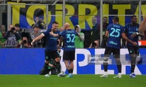 А Серия. "Интер" голларга бой ўтган ўйинда "Рома"ни таслим қилди