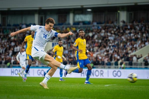 Туркия Суперлигаси. "Кожаэлиспор" - "Истанбул Башакшеҳир": Асосий таркиблар билан танишинг 