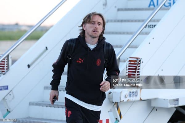 А Серия. "Наполи" — "Милан": Асосий таркиблар билан танишинг 