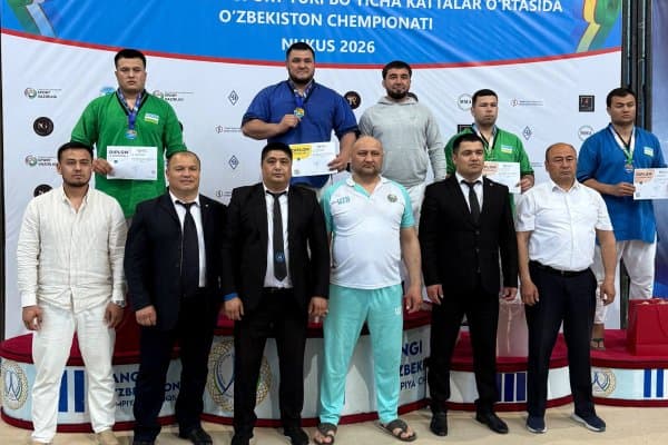 Нукусда катталар ўртасида белбоғли кураш бўйича мамлакат чемпионати ўтказилди