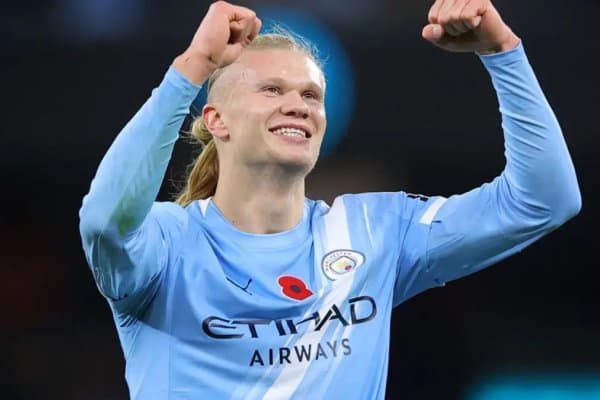 Холанд ўта қиммат нархга ноёб машина сотиб олди