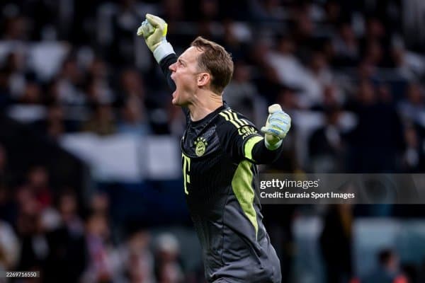 Нойер 9 сейв билан 9 йиллик натижасини такрорлади