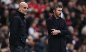 Манчестерлик футболчилар жамоага мураббий танлади