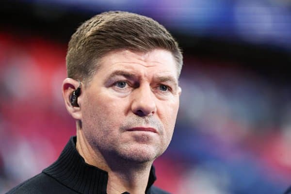 Жеррард Олисени "Ливерпуль"да кўришни истайди, аммо трансферга ишонмаяпти