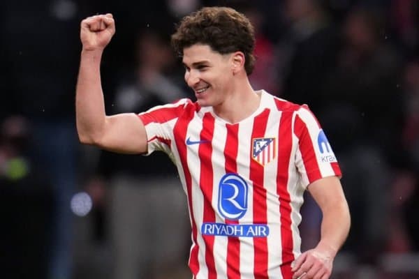 Альварес “Барса”га урган голи ҳақида: “Мен Мессининг голини кўриб чиқдим”