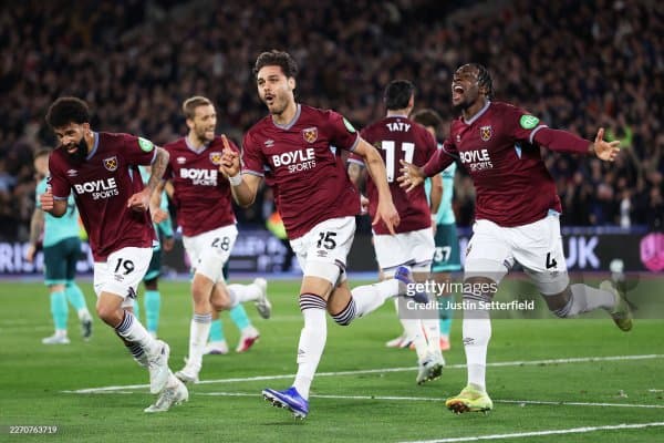 АПЛ. “Вест Хэм” йирик ғалабага эришди, ва “Тоттенхэм” 18-ўринга тушиб кетди