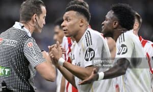 Собиқ ҳакам Мбаппе билан боғлиқ вазиятга баҳо берди: "Бу пенальти эмас"