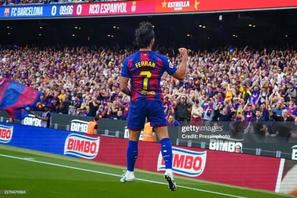 Ферран Торрес Фликни ўйлантириб қўйди: ҳал қилувчи ўйинни асосийда бошлаши мумкин