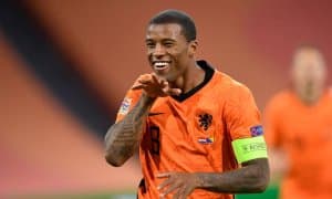 Саудиядан зериккан юлдуз яна Англияга қайтмоқчи