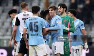 "Manchester Siti" himoyachisi jamoadan ketishi mumkin