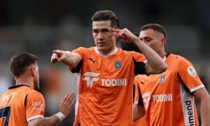 Ikkita supergol urgan Shomurodov “Oltin butsa”ni qo‘lga kirita oladimi?