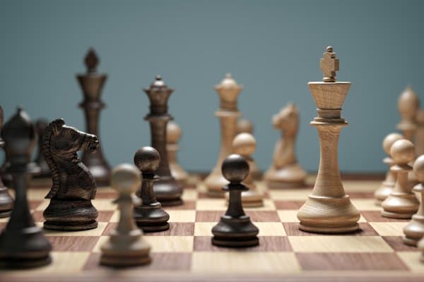 Ана холос! Уэбстер университети шахмат дастурини ёпди