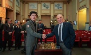 Синдаров шахмат афсонаси Каспаров билан учрашди