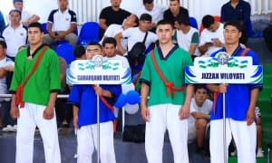 Навоийда белбоғли кураш бўйича мамлакат чемпионати ўтказилди