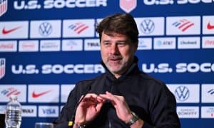 Почеттинонинг қарори баҳсга сабаб бўлди: Футболчилар хабарни почта орқали олди