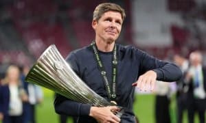 “Кристал Пэлас”га 3 та соврин олиб келган мураббий клубдан кетди
