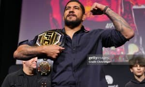 Алекс Перрейра тарихдаги барча UFC чемпионларини ортда қолдириши мумкин