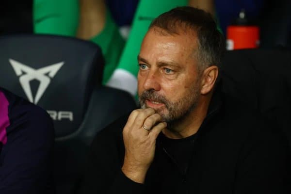 “Барса” бу футболчидан юз ўгира олмаяпти