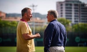 Баримиз оламиз! “Барса” суперҳужумчидан воз кечмоқчи эмас