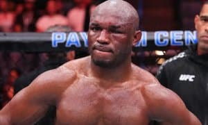 Камару Усмон Дю Плессига қарши жиддий жароҳат билан жанг қилдими?
