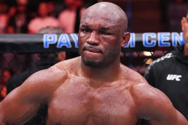 Камару Усмон Дю Плессига қарши жиддий жароҳат билан жанг қилдими?