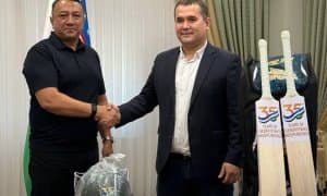 Крикетчиларимизга замонавий спорт анжомлари топширилди