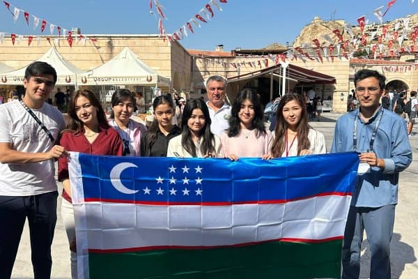 Ўзбекистонлик шахматчилар Туркияда халқаро турнир баҳсларини бошлади