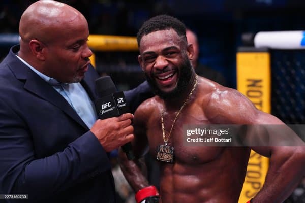 Алджамейн Стерлинг UFC таклифидан воз кечди