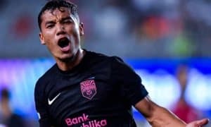 Раҳмоналиев жамоасининг "Барса" билан ўйинига Испаниядан муносабат бўлди