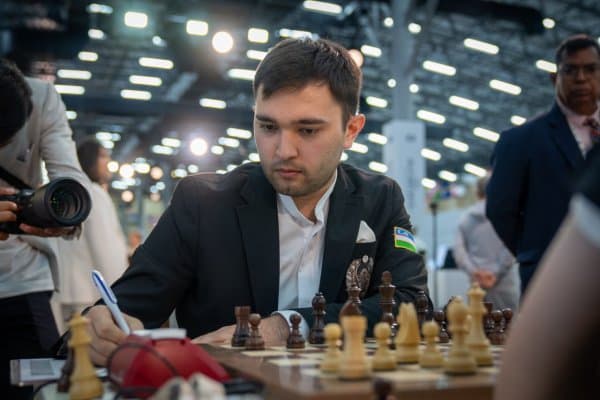 Нодирбек Якуббоевдан яна бир супер перформанс - Ҳиндистон таслим этилди!