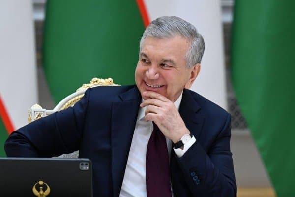 ФИДЕ расман Ўзбекистон президенти сахийлигига муносабат билдирди