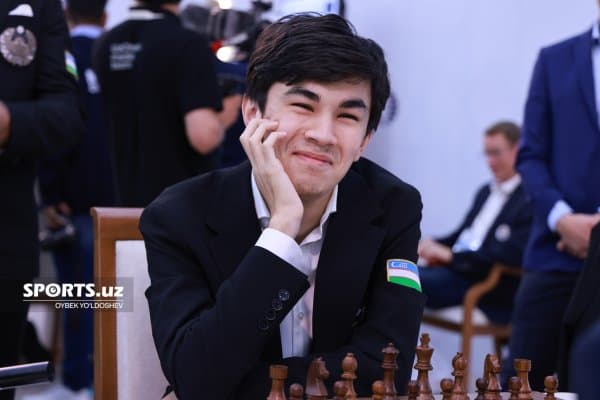 Жавоҳир Синдаров Clutch Chess турнирида иштирок этади!