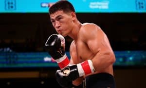 Бивол чемпионлик жангига Жалолов ёрдамида тайёрланяпти