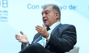 Лапорта: "Реал" ҳамма нарсани "портлатяпти", уларга ҳес нарса ёқмайди