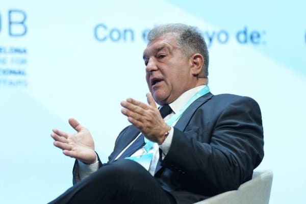 Лапорта: "Реал" ҳамма нарсани "портлатяпти", уларга ҳес нарса ёқмайди