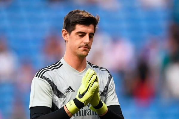 Куртуа уялиб қолган экан