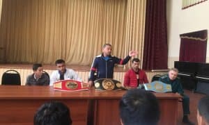 Профессионал боксчиларимиз мактаб ўқувчилари билан учрашишди