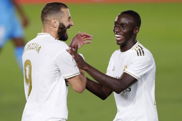 ПСЖ “Реал”га футболчи сўраб, таклиф юборди