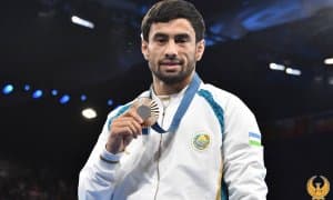 2 та олтин ва 1 та бронза қўлга киритилгач, Ўзбекистон умумжамоа ҳисобида нечанчи ўринга кўтарилди?