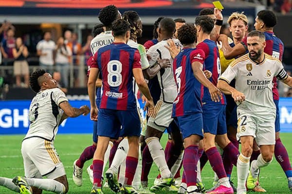 “Реал” ва “Барса” суперюлдузни талашяпти