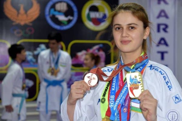 Бону чемпион, Шуҳратбек совриндор!