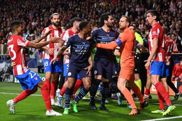 Чемпионлар лигасида жанжал бўлди ва ишга полиция аралашди