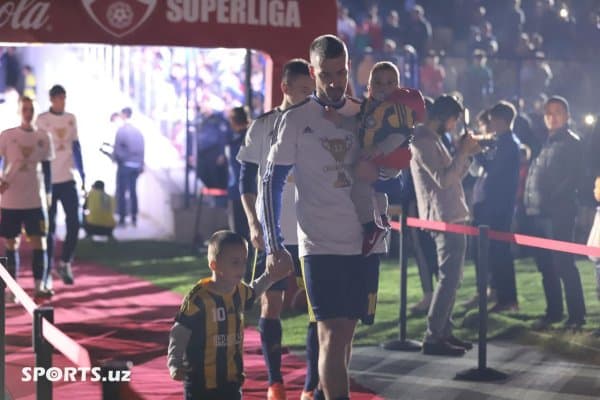 "Пахтакор"нинг барча (13) чемпионликлари