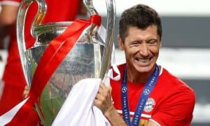 Мухлислар ҳужумчини танлади