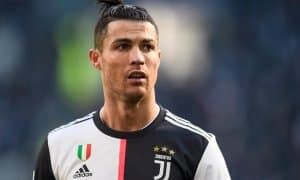 Роналду ва яна 9 та легионер "Юве" қароргоҳига чақирилди