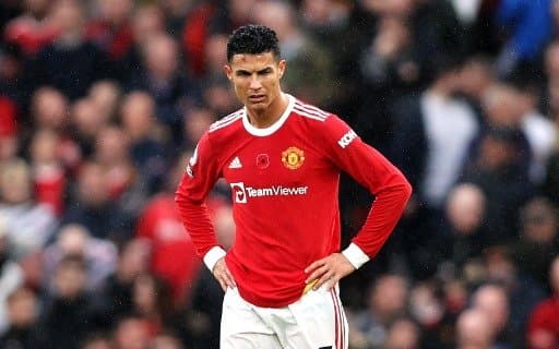 “Манчестер Юнайтед” 100 миллион еврога ҳужумчи олади