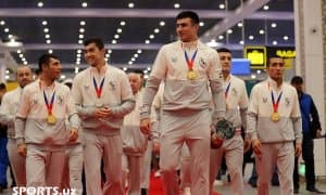 Шавкат Мирзиёев ЖЧда совриндор бўлган боксчилар ва уларнинг мураббийларини тақдирлади